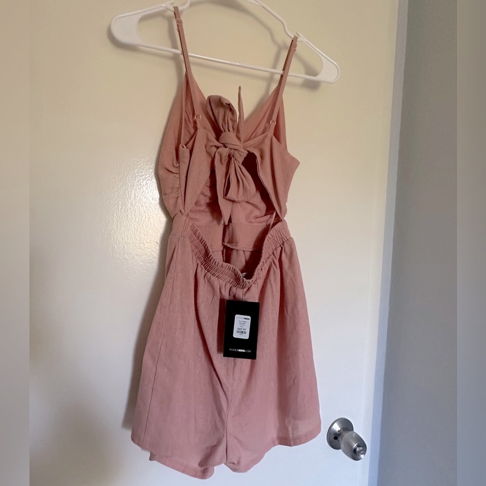 NWT Fashionnova In A Daze Romper XS - Picture 4 of 10